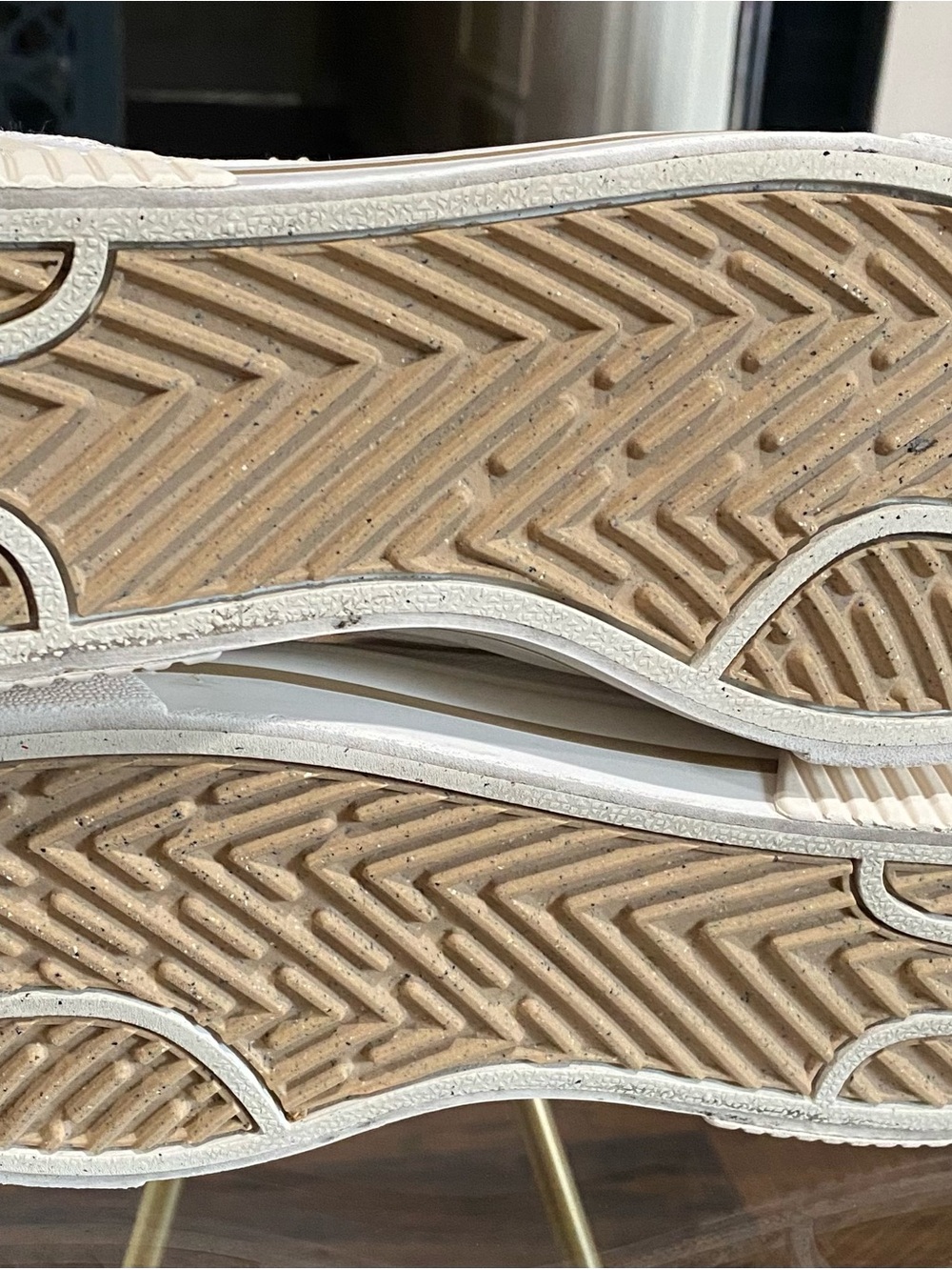 Nike Women's Platform Sneakers in Beige and White - Picture 7 of 7